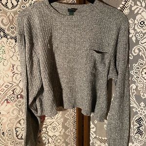 Xs grey sweater